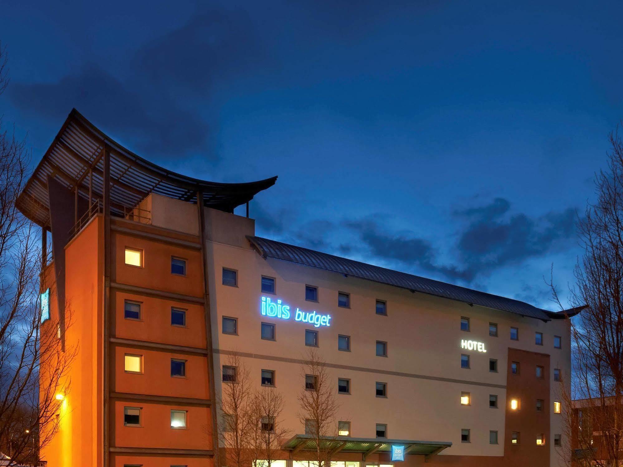 Ibis Budget Newport Exteriér fotografie